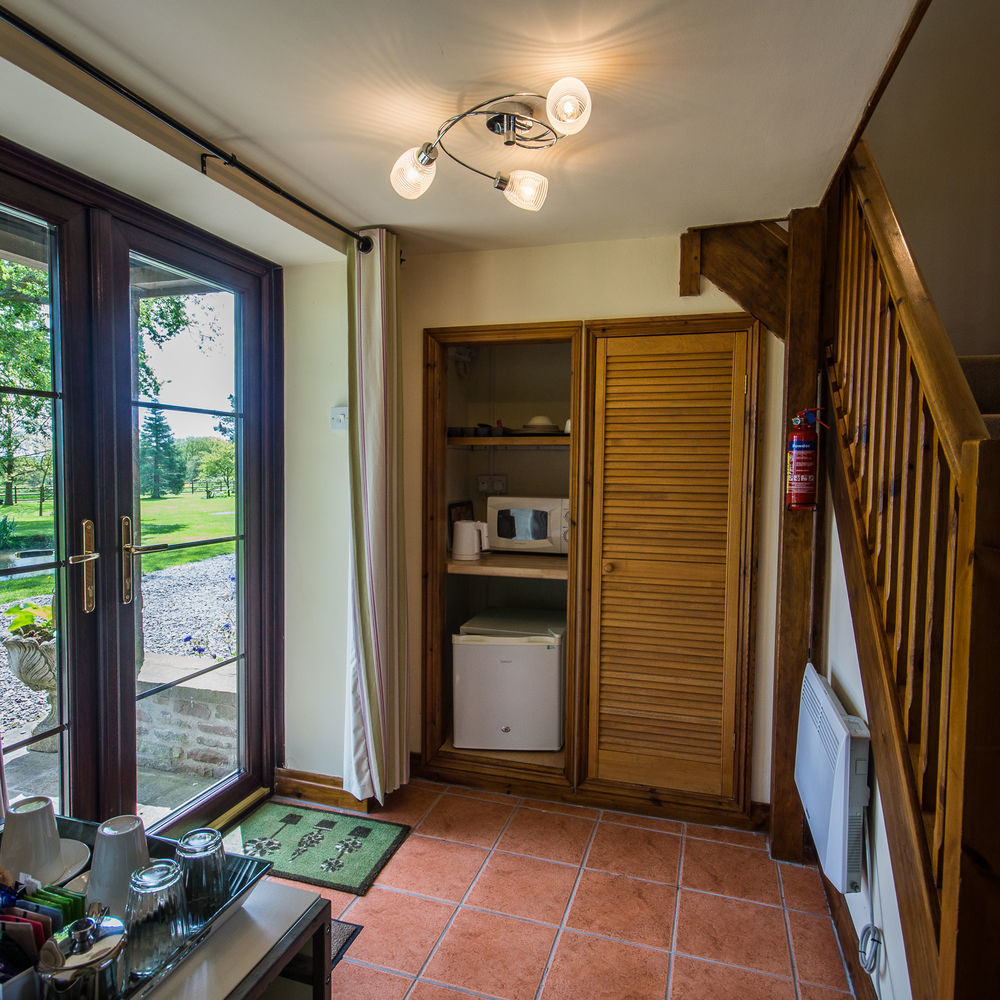 レオミンスター Hills Farm Bed & Breakfast エクステリア 写真