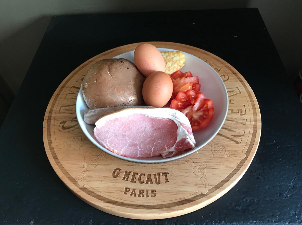 レオミンスター Hills Farm Bed & Breakfast エクステリア 写真