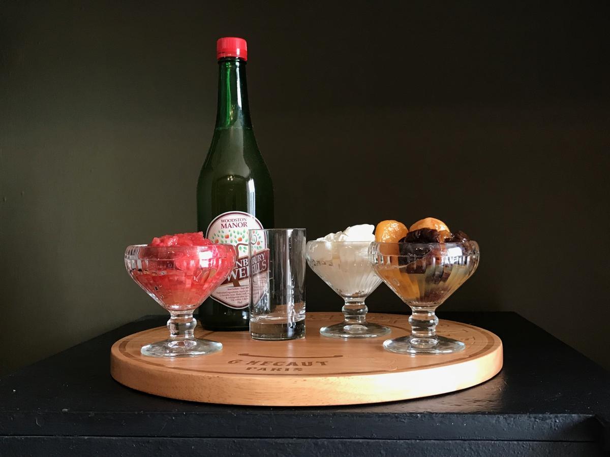 レオミンスター Hills Farm Bed & Breakfast エクステリア 写真